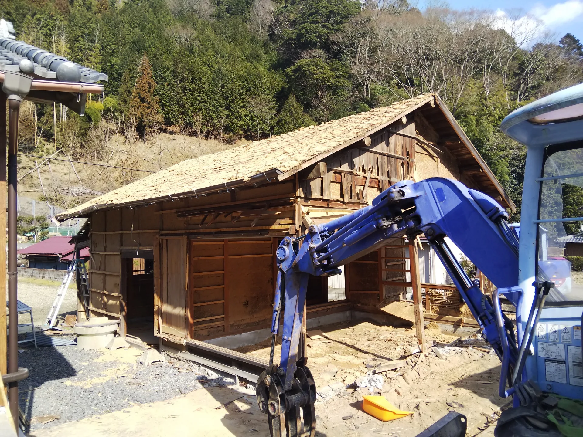 解体工事の注意点｜施工中